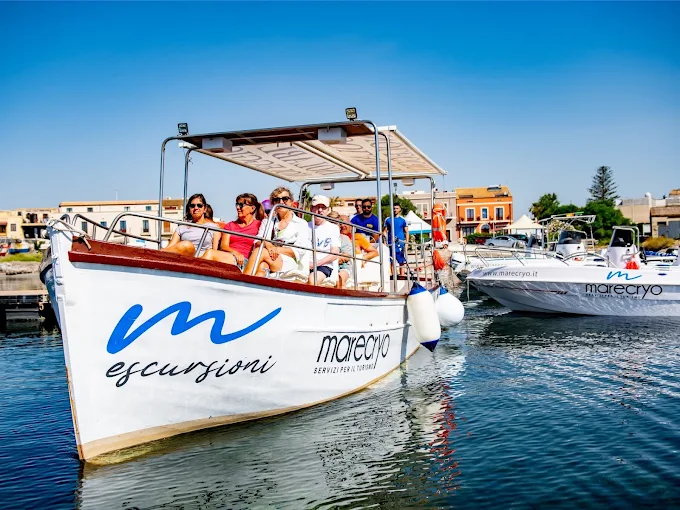 barca per eventi privati a Marzamemi
